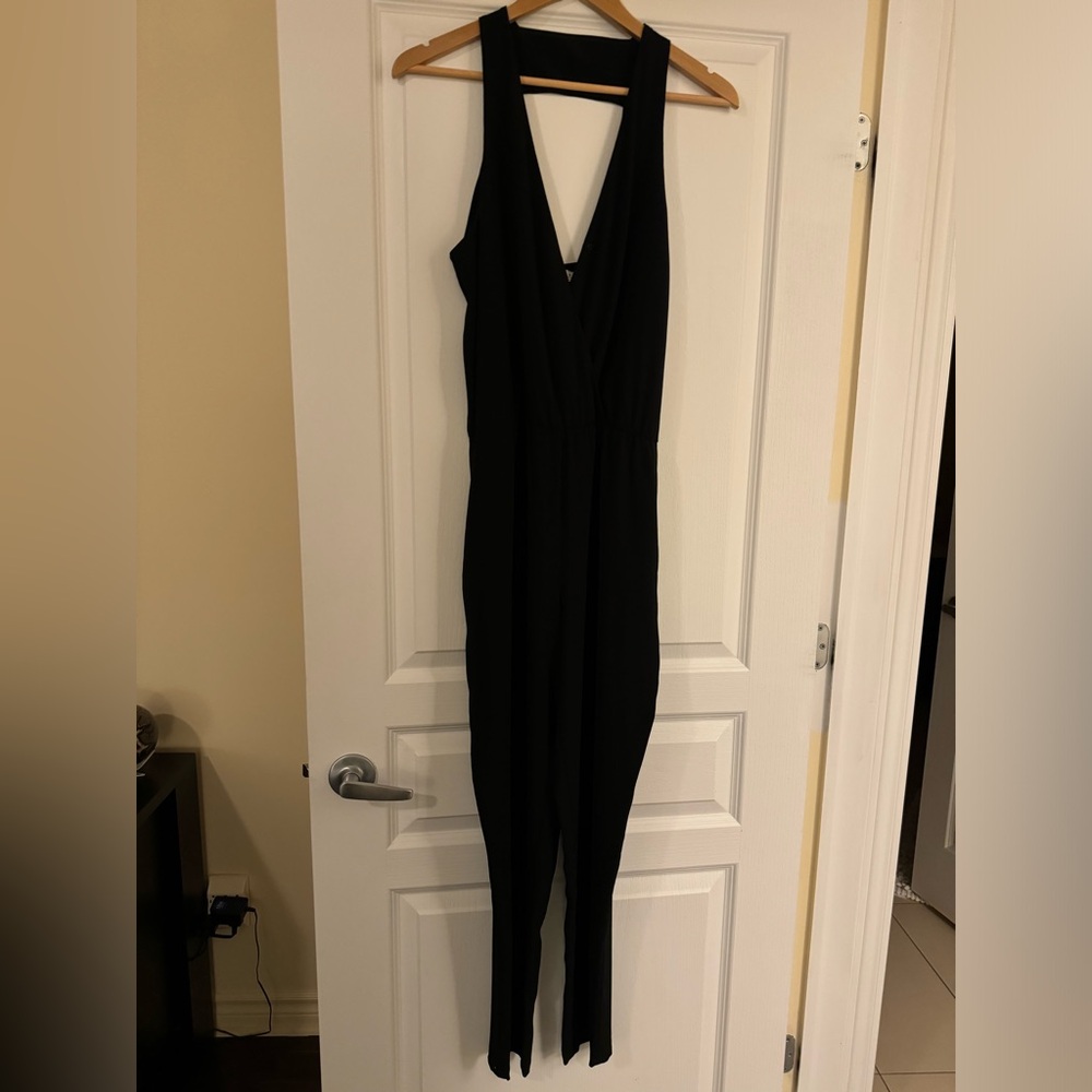 Women’s sleeveless jumpsuitby by AXARA